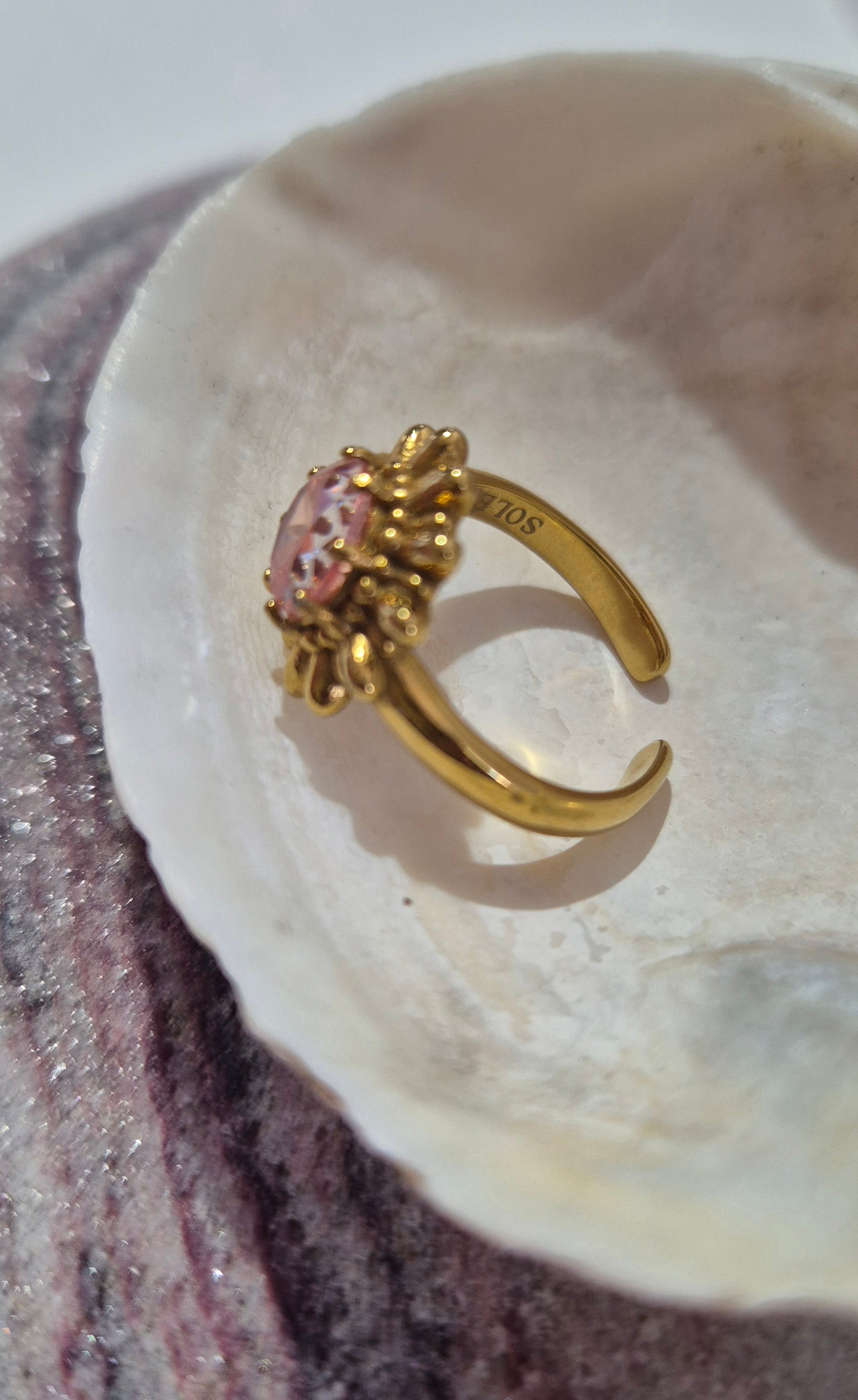Solé signature UV stone ring